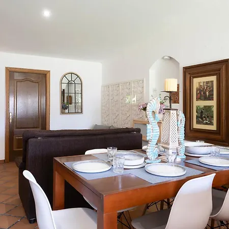 Major And Pontevedra