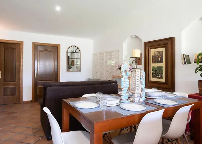 Major And Pontevedra